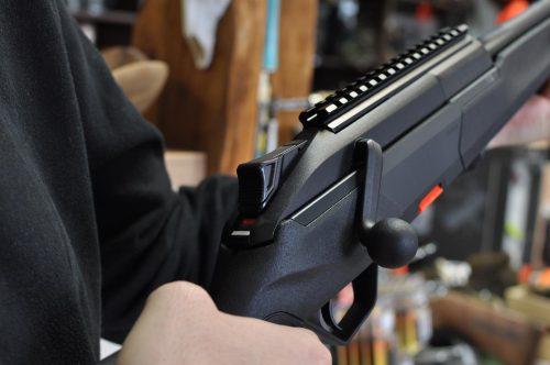Repetirna puška z risano cevjo Beretta BRX1 - slika 2