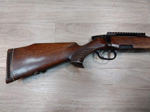 Rabljena puška Steyr z moderatorjem zvoka, kompenzatorjem in picatinny letvijo - slika 2